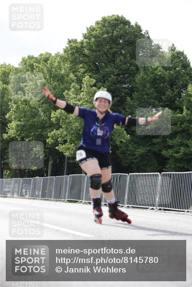 29.06.2025 - hella hamburg halbmarathon Jannik Wohlers http://msf.ph/oto/8145780 29.06.2025 09:08:39 Lombardsbrücke  meine-sportfotos.de