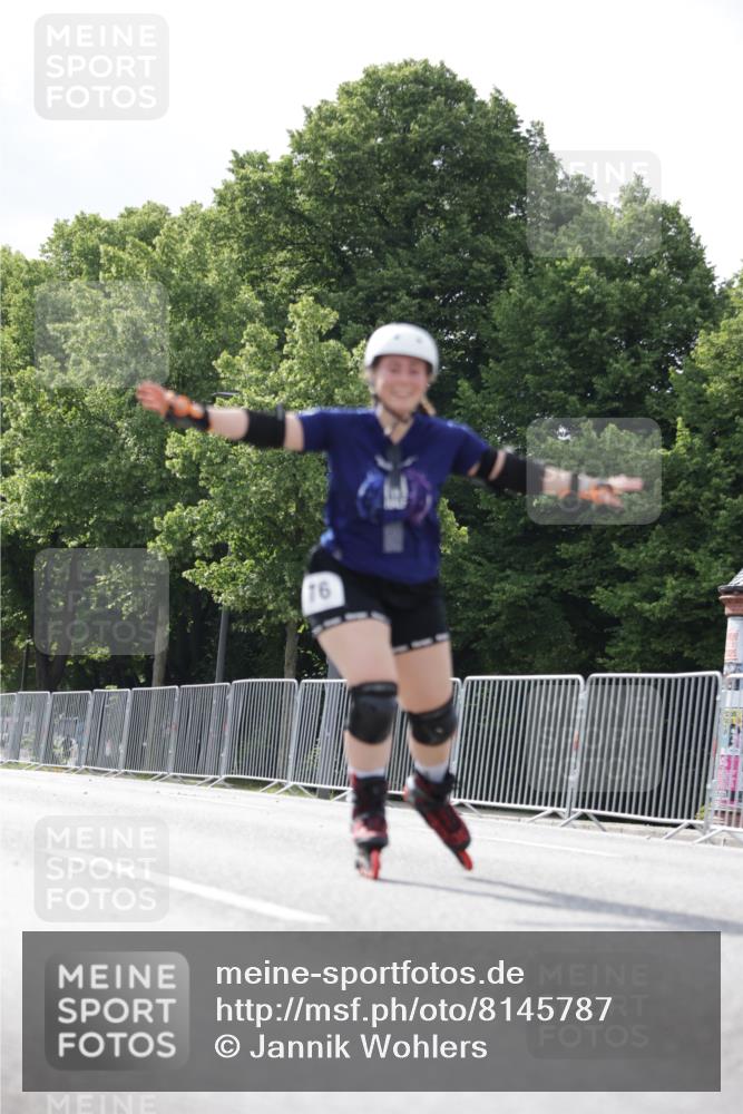 29.06.2025 - hella hamburg halbmarathon Jannik Wohlers http://msf.ph/oto/8145787 29.06.2025 09:08:39 Lombardsbrücke  meine-sportfotos.de