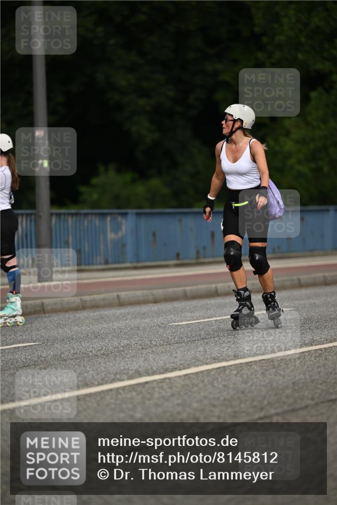 29.06.2025 - hella hamburg halbmarathon Dr. Thomas Lammeyer http://msf.ph/oto/8145812 29.06.2025 09:14:38 Kennedybrücke  meine-sportfotos.de