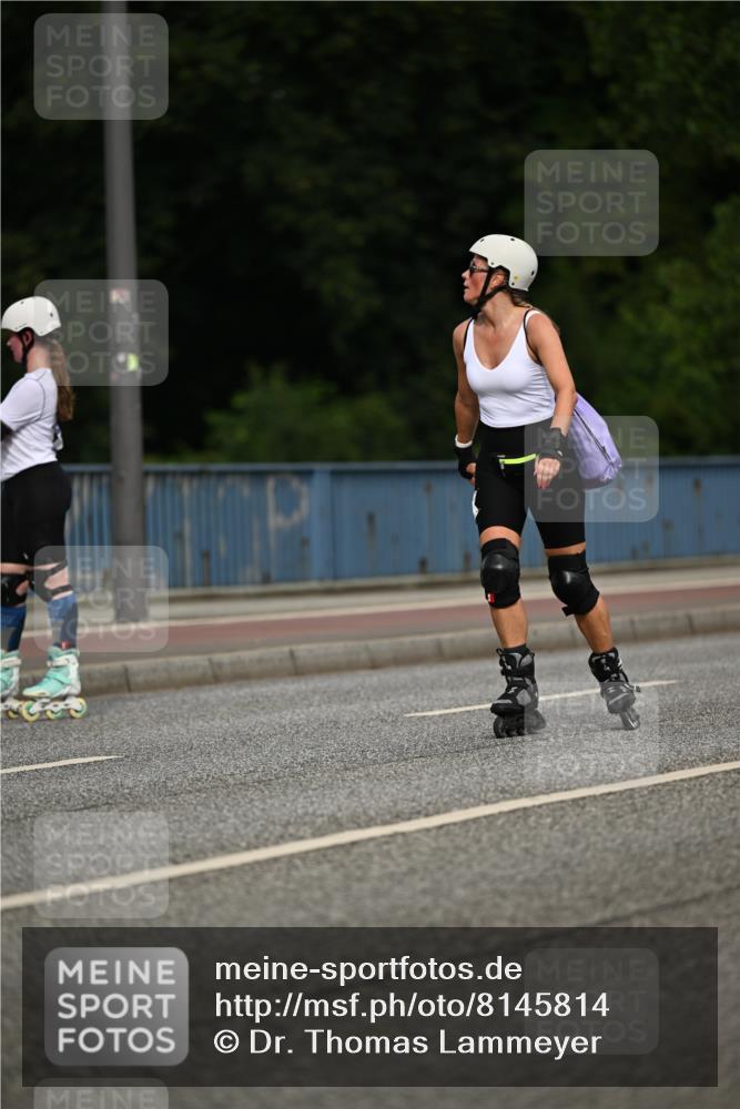 29.06.2025 - hella hamburg halbmarathon Dr. Thomas Lammeyer http://msf.ph/oto/8145814 29.06.2025 09:14:38 Kennedybrücke  meine-sportfotos.de