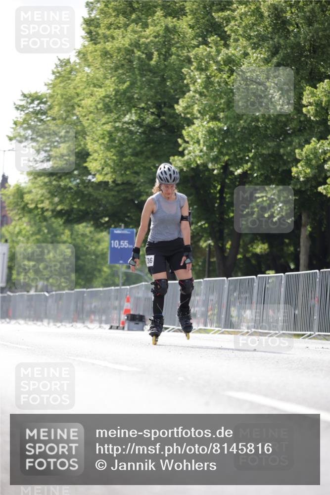 29.06.2025 - hella hamburg halbmarathon Jannik Wohlers http://msf.ph/oto/8145816 29.06.2025 09:08:52 Lombardsbrücke  meine-sportfotos.de