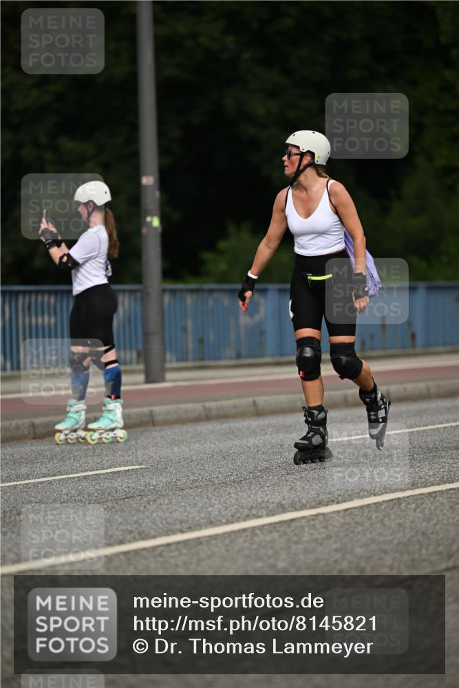 29.06.2025 - hella hamburg halbmarathon Dr. Thomas Lammeyer http://msf.ph/oto/8145821 29.06.2025 09:14:39 Kennedybrücke  meine-sportfotos.de
