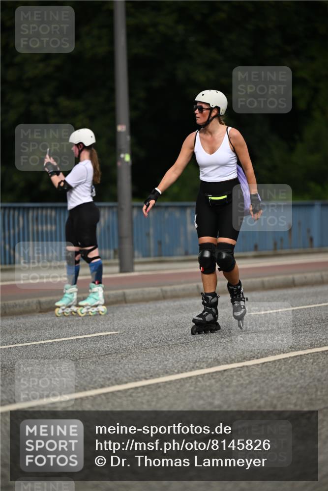 29.06.2025 - hella hamburg halbmarathon Dr. Thomas Lammeyer http://msf.ph/oto/8145826 29.06.2025 09:14:39 Kennedybrücke  meine-sportfotos.de