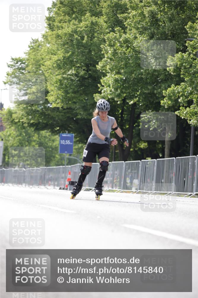 29.06.2025 - hella hamburg halbmarathon Jannik Wohlers http://msf.ph/oto/8145840 29.06.2025 09:08:52 Lombardsbrücke  meine-sportfotos.de
