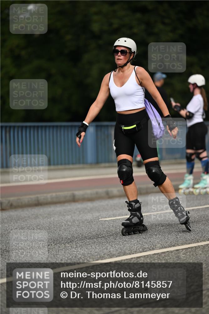 29.06.2025 - hella hamburg halbmarathon Dr. Thomas Lammeyer http://msf.ph/oto/8145857 29.06.2025 09:14:40 Kennedybrücke  meine-sportfotos.de