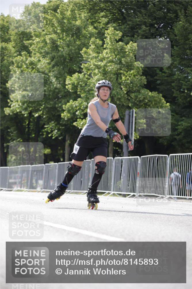 29.06.2025 - hella hamburg halbmarathon Jannik Wohlers http://msf.ph/oto/8145893 29.06.2025 09:08:53 Lombardsbrücke  meine-sportfotos.de