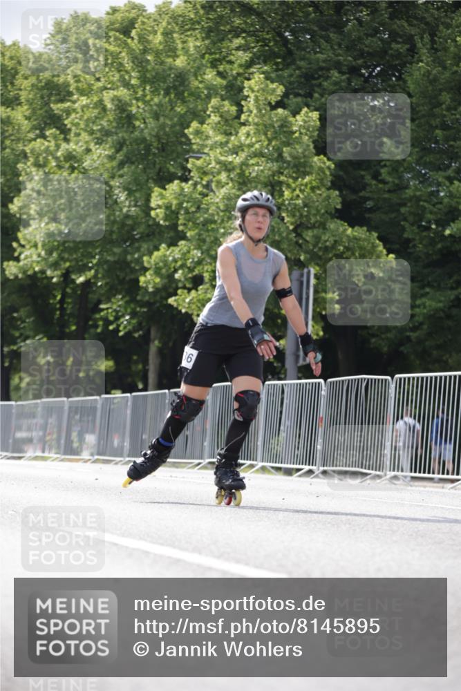 29.06.2025 - hella hamburg halbmarathon Jannik Wohlers http://msf.ph/oto/8145895 29.06.2025 09:08:53 Lombardsbrücke  meine-sportfotos.de