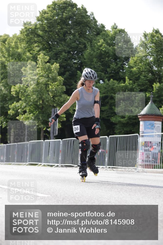 29.06.2025 - hella hamburg halbmarathon Jannik Wohlers http://msf.ph/oto/8145908 29.06.2025 09:08:54 Lombardsbrücke  meine-sportfotos.de