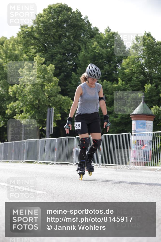 29.06.2025 - hella hamburg halbmarathon Jannik Wohlers http://msf.ph/oto/8145917 29.06.2025 09:08:54 Lombardsbrücke  meine-sportfotos.de