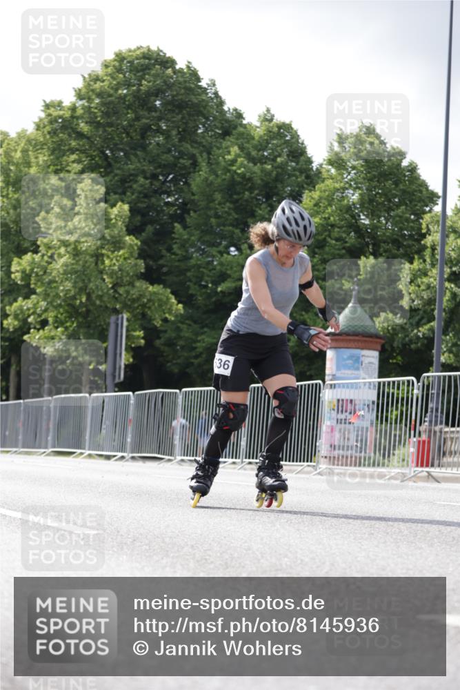 29.06.2025 - hella hamburg halbmarathon Jannik Wohlers http://msf.ph/oto/8145936 29.06.2025 09:08:54 Lombardsbrücke  meine-sportfotos.de