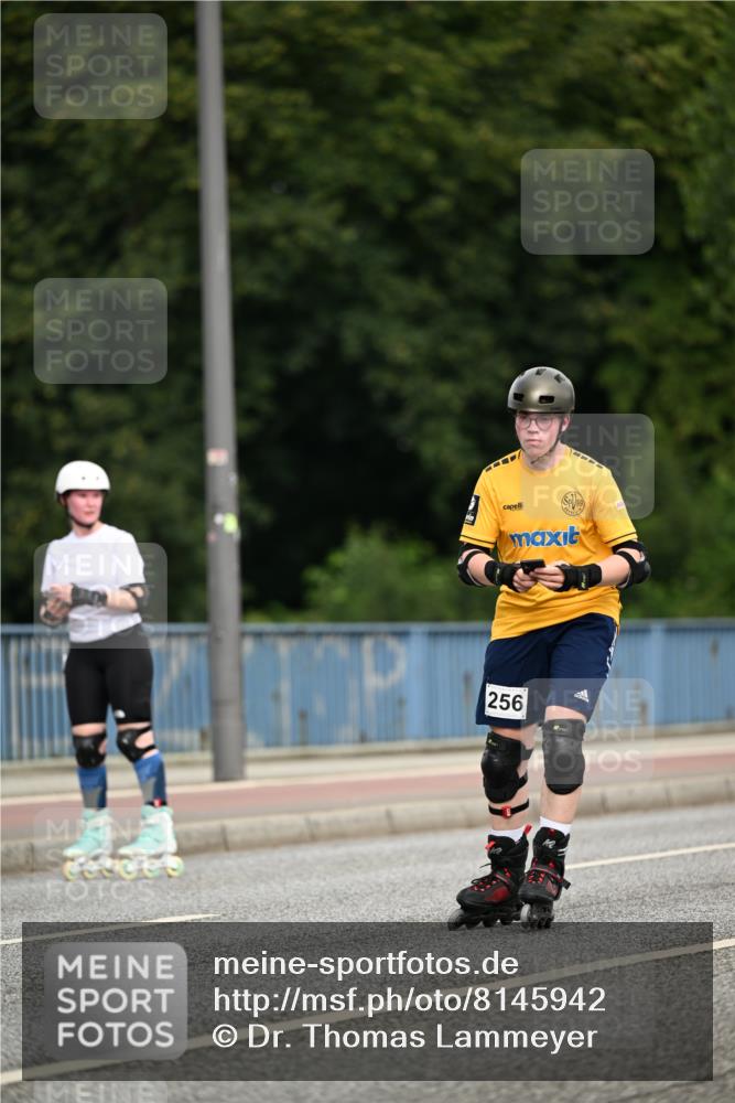 29.06.2025 - hella hamburg halbmarathon Dr. Thomas Lammeyer http://msf.ph/oto/8145942 29.06.2025 09:14:58 Kennedybrücke  meine-sportfotos.de