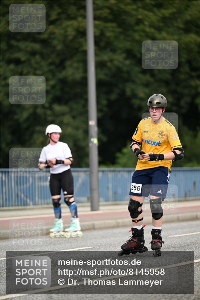 29.06.2025 - hella hamburg halbmarathon Dr. Thomas Lammeyer http://msf.ph/oto/8145958 29.06.2025 09:14:58 Kennedybrücke  meine-sportfotos.de