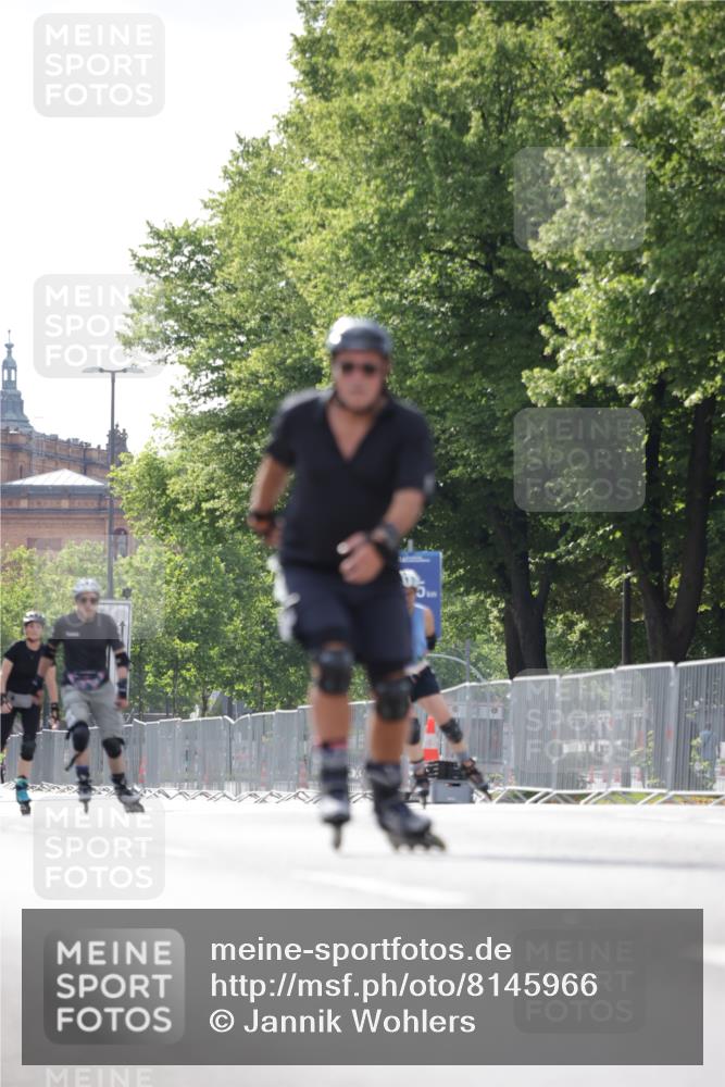 29.06.2025 - hella hamburg halbmarathon Jannik Wohlers http://msf.ph/oto/8145966 29.06.2025 09:08:57 Lombardsbrücke  meine-sportfotos.de