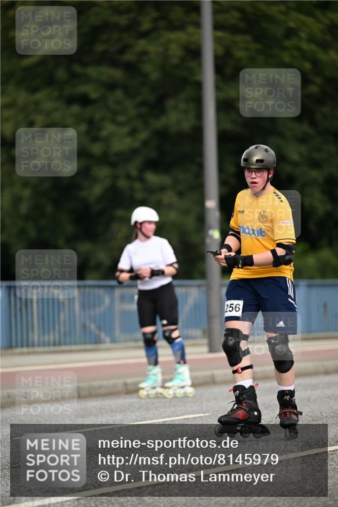 29.06.2025 - hella hamburg halbmarathon Dr. Thomas Lammeyer http://msf.ph/oto/8145979 29.06.2025 09:14:58 Kennedybrücke  meine-sportfotos.de