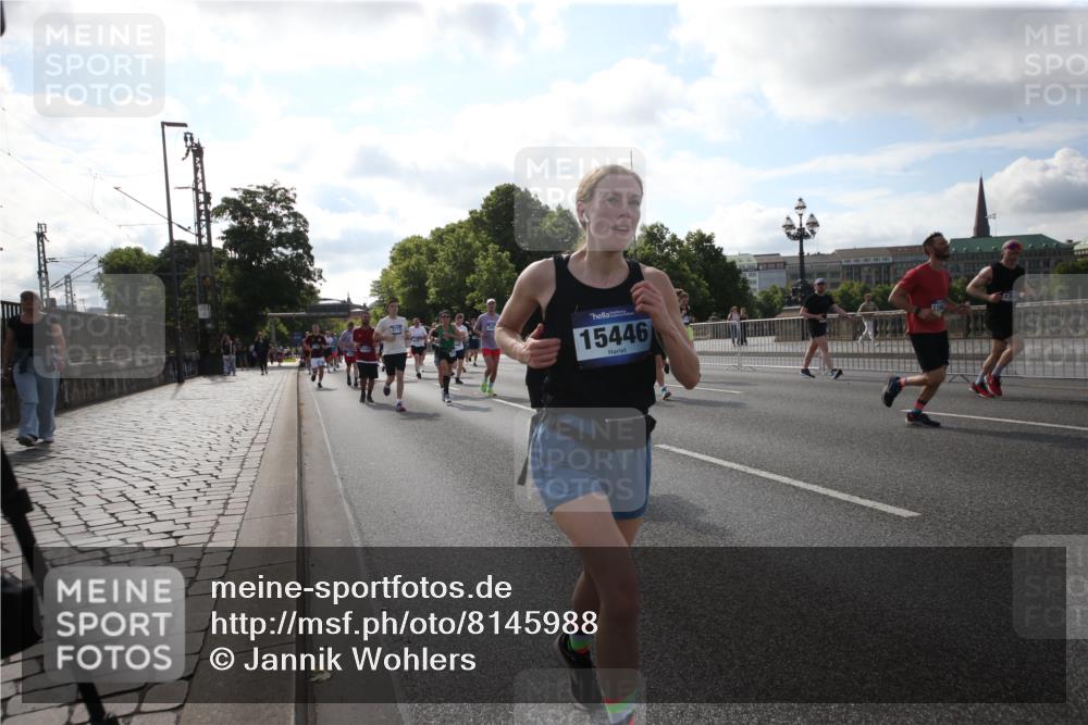 29.06.2025 - hella hamburg halbmarathon Jannik Wohlers http://msf.ph/oto/8145988 29.06.2025 09:58:42 Lombardsbrücke 1485, 1506, 1715, 1719, 1972, 2741, 2911, 3037, 3715, 4839, 5391, 5420, 5492, 6390, 6399, 6629, 7033, 7232, 7864, 8509, 8772, 8798, 9655, 9884, 10266, 10488, 10519, 11041, 11068, 11542, 11588, 11589, 11604, 11612, 11689, 12135, 12495, 12527, 12949, 13792, 13869, 15156, 15407, 15446, 15516, 15856, 15884, 16292, 16334, 16467, 17198, 17383, 17828, 18000, 18133, 18181, 18308, 18340, 18746, 18835, 19047, 19152 meine-sportfotos.de