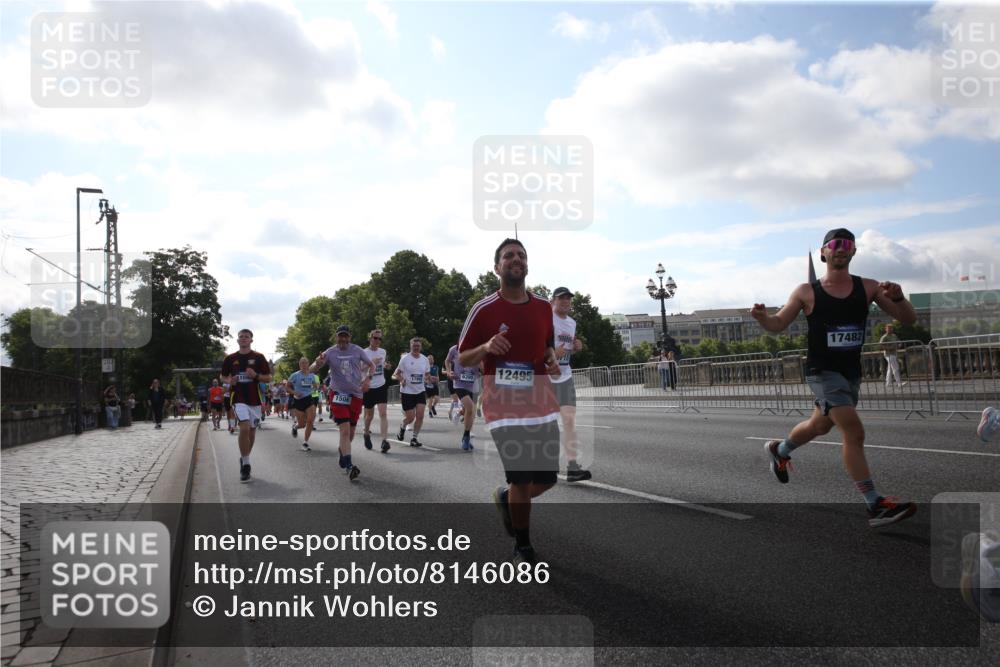 29.06.2025 - hella hamburg halbmarathon Jannik Wohlers http://msf.ph/oto/8146086 29.06.2025 09:58:46 Lombardsbrücke 1506, 1715, 1719, 1972, 2741, 2911, 3037, 3715, 4467, 4839, 5391, 5420, 5457, 5458, 5492, 5866, 6390, 6399, 7033, 7129, 7130, 7232, 7864, 8509, 8772, 8798, 9884, 10266, 10519, 11041, 11068, 11542, 11588, 11589, 11604, 11689, 12014, 12186, 12406, 12495, 12527, 12949, 13792, 13869, 15156, 15407, 15446, 15686, 15856, 15884, 16334, 16467, 16868, 17198, 17383, 18133, 18181, 18308, 18340, 18746, 18835, 19047 meine-sportfotos.de