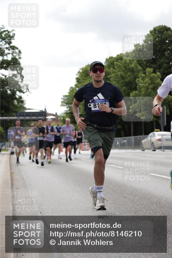 29.06.2025 - hella hamburg halbmarathon Jannik Wohlers http://msf.ph/oto/8146210 29.06.2025 10:10:50 Lombardsbrücke 1723, 2868, 3837, 4287, 5254, 5653, 7271, 8171, 8206, 8207, 8368, 8561, 9119, 10196, 11149, 12286, 12571, 12836, 13603, 14022, 14149, 15009, 15252, 15908, 16383, 17142, 17500, 17787, 19172, 19241 meine-sportfotos.de