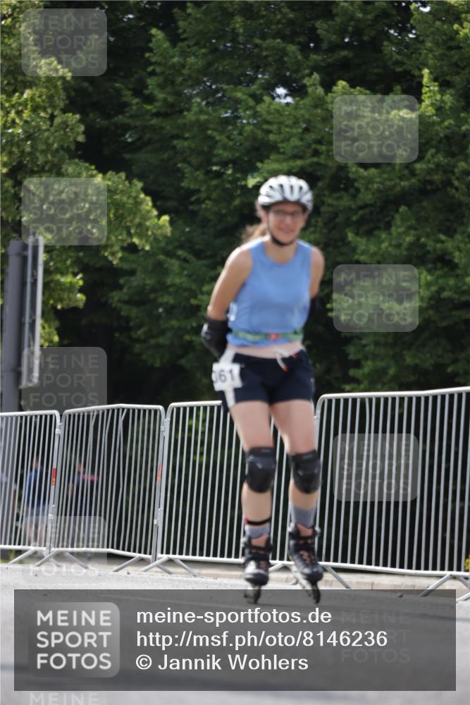 29.06.2025 - hella hamburg halbmarathon Jannik Wohlers http://msf.ph/oto/8146236 29.06.2025 09:09:02 Lombardsbrücke  meine-sportfotos.de