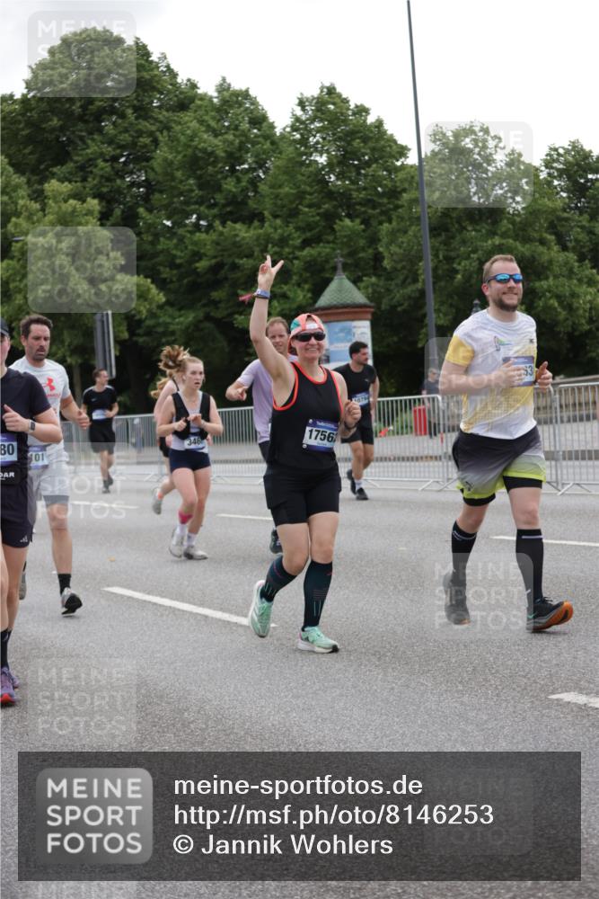 29.06.2025 - hella hamburg halbmarathon Jannik Wohlers http://msf.ph/oto/8146253 29.06.2025 10:47:38 Lombardsbrücke 1157, 1174, 1175, 1392, 1701, 2163, 2197, 2545, 2650, 2958, 3049, 3468, 3679, 4327, 4856, 5886, 5952, 7240, 7393, 7394, 7427, 7916, 8077, 8310, 8521, 8774, 9356, 9696, 9697, 10777, 10794, 11548, 11742, 11781, 11923, 12157, 12480, 14050, 14222, 14800, 15357, 15541, 15730, 16356, 16722, 17325, 17339, 17562, 17563, 17957, 18001, 18262, 18352, 18480, 19062, 19101 meine-sportfotos.de
