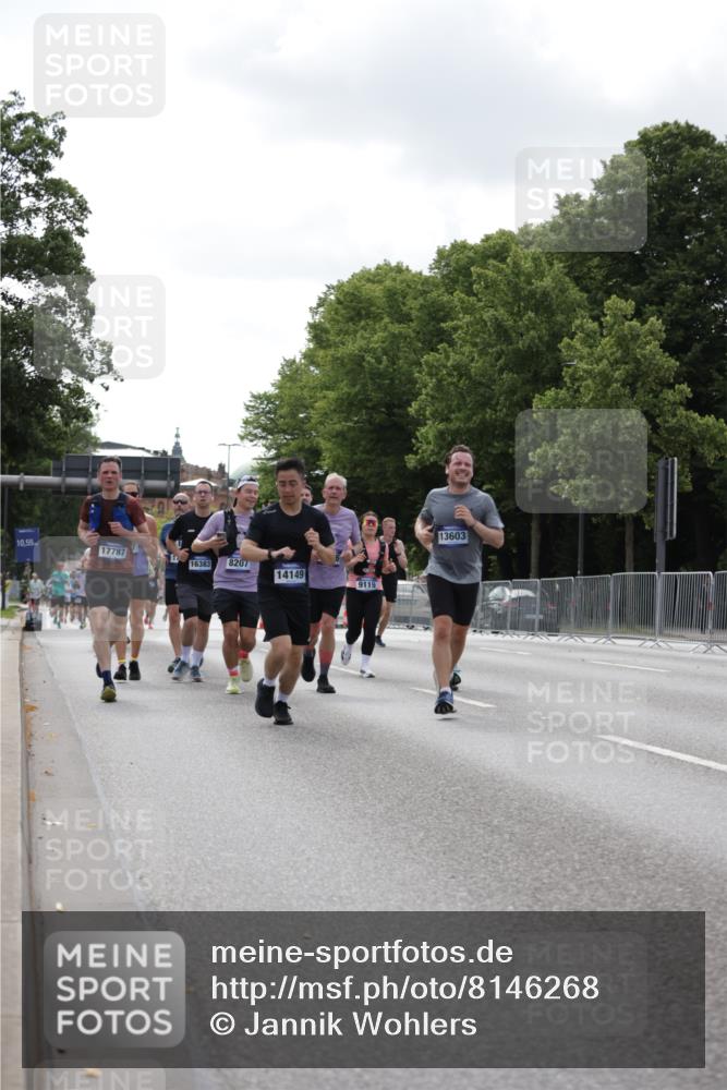 29.06.2025 - hella hamburg halbmarathon Jannik Wohlers http://msf.ph/oto/8146268 29.06.2025 10:10:51 Lombardsbrücke 1723, 2868, 3837, 5254, 5653, 7271, 8171, 8206, 8207, 8368, 8561, 9119, 10196, 10372, 11149, 11755, 12286, 12571, 12836, 13603, 14022, 14149, 15009, 15252, 15908, 16383, 17142, 17500, 17787, 18382, 19172, 19241 meine-sportfotos.de