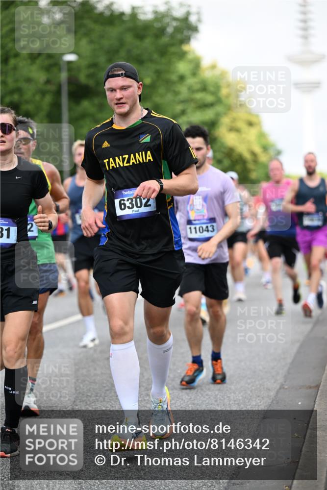 29.06.2025 - hella hamburg halbmarathon Dr. Thomas Lammeyer http://msf.ph/oto/8146342 29.06.2025 10:05:36 Kennedybrücke 1526, 1653, 1722, 1724, 2091, 2167, 2490, 2806, 2936, 2957, 3425, 3663, 3976, 4319, 4322, 4370, 5603, 5675, 6087, 6281, 0000, 6302, 6921, 7287, 7658, 7846, 8030, 8046, 8191, 8392, 8578, 8632, 8822, 8926, 10074, 10281, 10301, 10576, 10915, 11043 meine-sportfotos.de