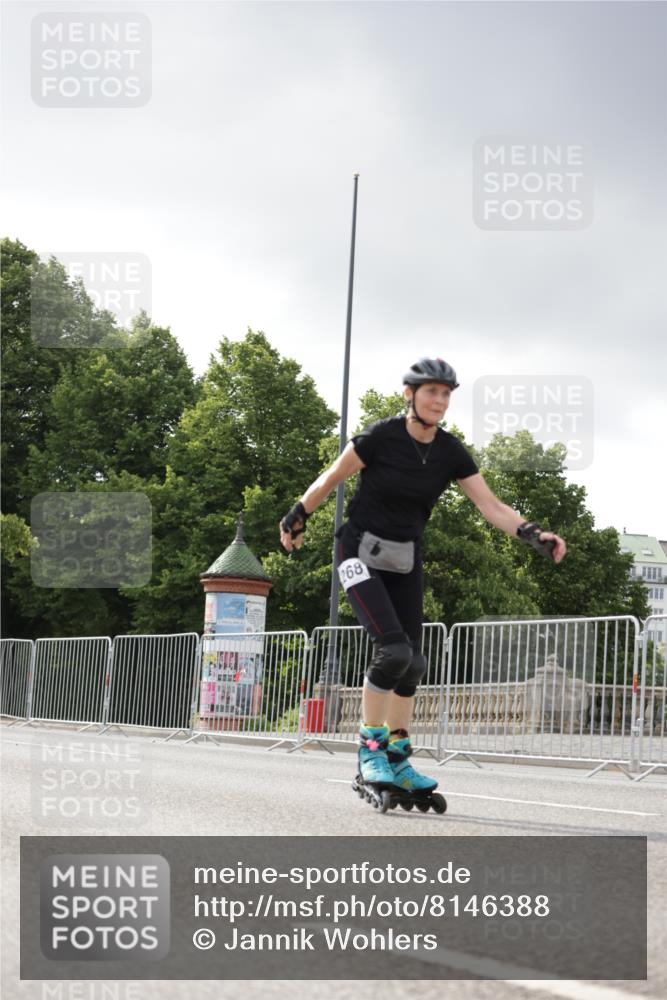 29.06.2025 - hella hamburg halbmarathon Jannik Wohlers http://msf.ph/oto/8146388 29.06.2025 09:09:07 Lombardsbrücke  meine-sportfotos.de