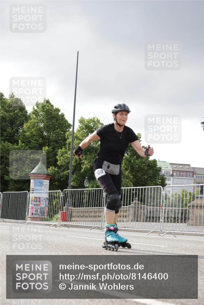 29.06.2025 - hella hamburg halbmarathon Jannik Wohlers http://msf.ph/oto/8146400 29.06.2025 09:09:07 Lombardsbrücke  meine-sportfotos.de