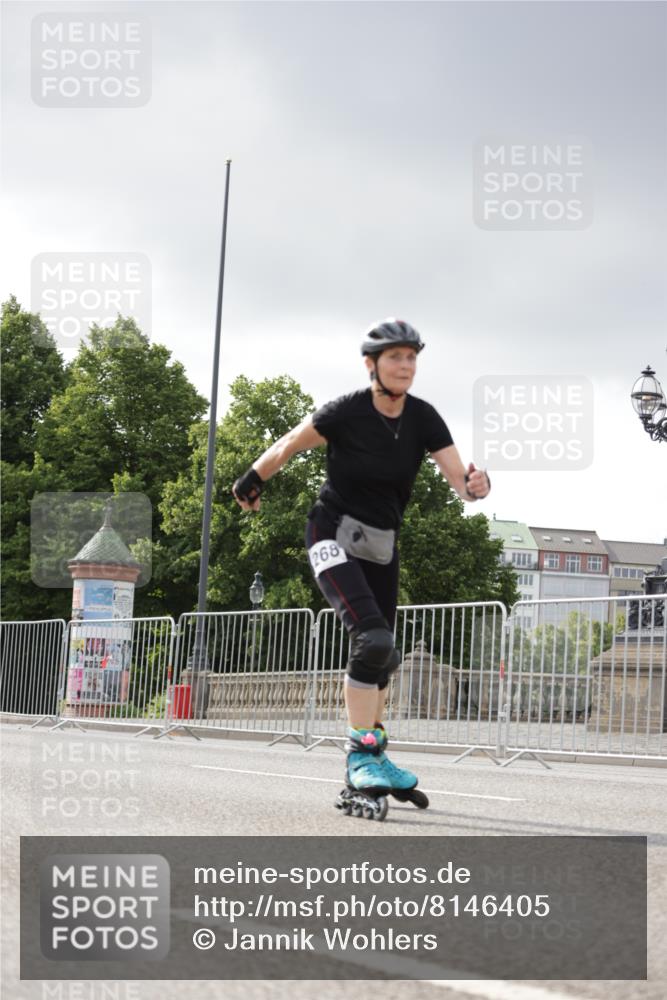 29.06.2025 - hella hamburg halbmarathon Jannik Wohlers http://msf.ph/oto/8146405 29.06.2025 09:09:07 Lombardsbrücke  meine-sportfotos.de