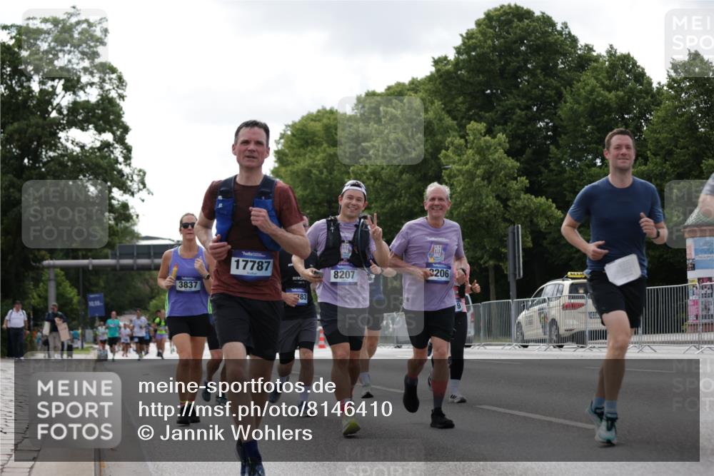 29.06.2025 - hella hamburg halbmarathon Jannik Wohlers http://msf.ph/oto/8146410 29.06.2025 10:10:54 Lombardsbrücke 1723, 3837, 5254, 7271, 8171, 8206, 8207, 8368, 8561, 9119, 10196, 10372, 11149, 11755, 12286, 13603, 14149, 15009, 15252, 15797, 15908, 16383, 17142, 17787, 18382, 19172, 19241 meine-sportfotos.de