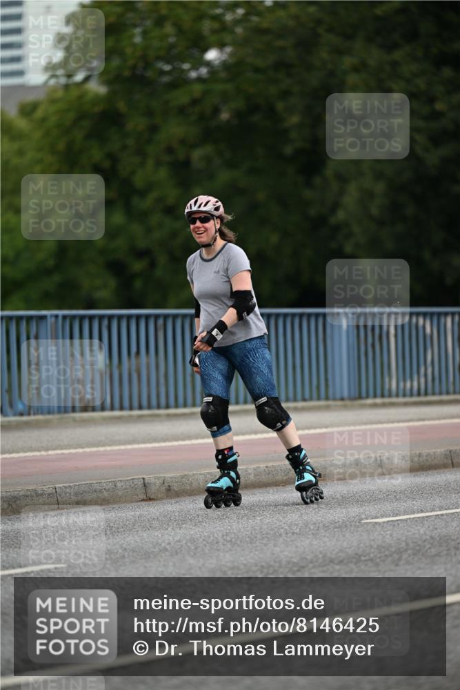 29.06.2025 - hella hamburg halbmarathon Dr. Thomas Lammeyer http://msf.ph/oto/8146425 29.06.2025 09:17:52 Kennedybrücke  meine-sportfotos.de