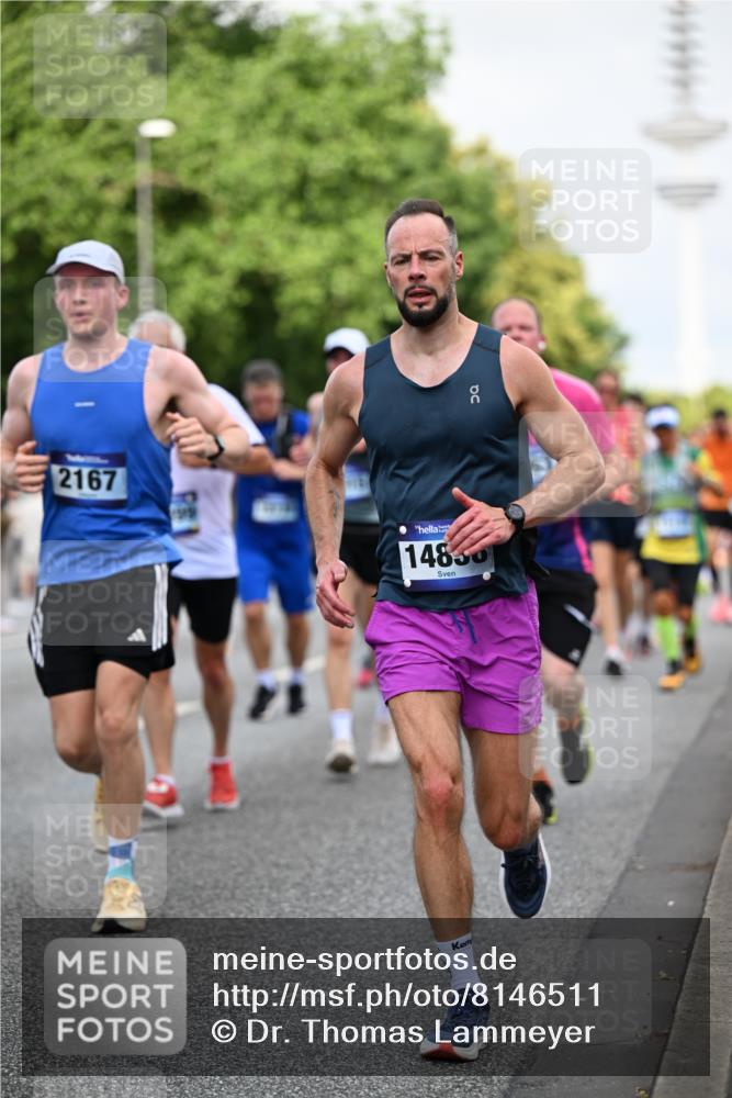 29.06.2025 - hella hamburg halbmarathon Dr. Thomas Lammeyer http://msf.ph/oto/8146511 29.06.2025 10:05:39 Kennedybrücke 1464, 1526, 1653, 1722, 1724, 2091, 2167, 2490, 2591, 2806, 2957, 3039, 3425, 3663, 3976, 4322, 4370, 5547, 5602, 5603, 5675, 6087, 6281, 0000, 6302, 6921, 7189, 7223, 7287, 7658, 7846, 8030, 8191, 8392, 8578, 8632, 8822, 8926, 9230, 10074, 10281, 10301, 10576, 10915, 11043 meine-sportfotos.de