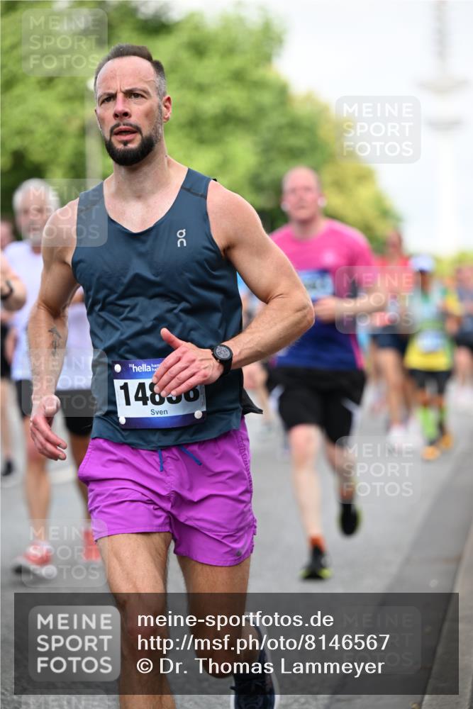 29.06.2025 - hella hamburg halbmarathon Dr. Thomas Lammeyer http://msf.ph/oto/8146567 29.06.2025 10:05:39 Kennedybrücke 1464, 1526, 1653, 1722, 1724, 2091, 2167, 2490, 2591, 2806, 2957, 3039, 3425, 3663, 3976, 4322, 4370, 5547, 5602, 5603, 5675, 6087, 6281, 0000, 6302, 6921, 7189, 7223, 7287, 7658, 7846, 8030, 8191, 8392, 8578, 8632, 8822, 8926, 9230, 10074, 10281, 10301, 10576, 10915, 11043 meine-sportfotos.de