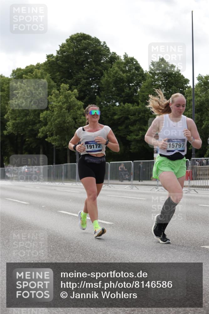 29.06.2025 - hella hamburg halbmarathon Jannik Wohlers http://msf.ph/oto/8146586 29.06.2025 10:11:00 Lombardsbrücke 1723, 1866, 3837, 5254, 8115, 8171, 8206, 8207, 8368, 9119, 10196, 10372, 11149, 11321, 11755, 12286, 13603, 13939, 14008, 14149, 15252, 15797, 15908, 16383, 17787, 18382, 19172, 19241 meine-sportfotos.de