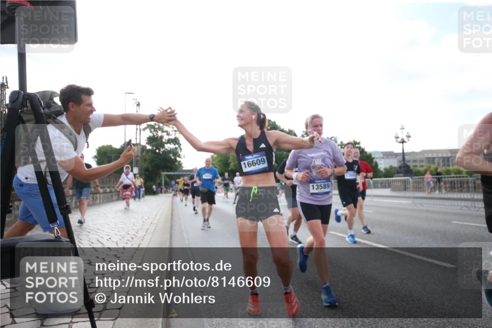 29.06.2025 - hella hamburg halbmarathon Jannik Wohlers http://msf.ph/oto/8146609 29.06.2025 09:59:21 Lombardsbrücke 1334, 1834, 1955, 2391, 2432, 3279, 3668, 3836, 4426, 4837, 5015, 5134, 5277, 6202, 6602, 7547, 8330, 8402, 8520, 8846, 9142, 9488, 9907, 9984, 10031, 11039, 11568, 11753, 11844, 12479, 12909, 13503, 13523, 13589, 13808, 13988, 14605, 14778, 14818, 14823, 14948, 15110, 15179, 15263, 15344, 15349, 15524, 15954, 16095, 16531, 16609, 17769, 17848, 17967, 18413 meine-sportfotos.de