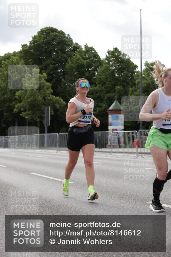 29.06.2025 - hella hamburg halbmarathon Jannik Wohlers http://msf.ph/oto/8146612 29.06.2025 10:11:00 Lombardsbrücke 1723, 1866, 3837, 5254, 8115, 8171, 8206, 8207, 8368, 9119, 10196, 10372, 11149, 11321, 11755, 12286, 13603, 13939, 14008, 14149, 15252, 15797, 15908, 16383, 17787, 18382, 19172, 19241 meine-sportfotos.de