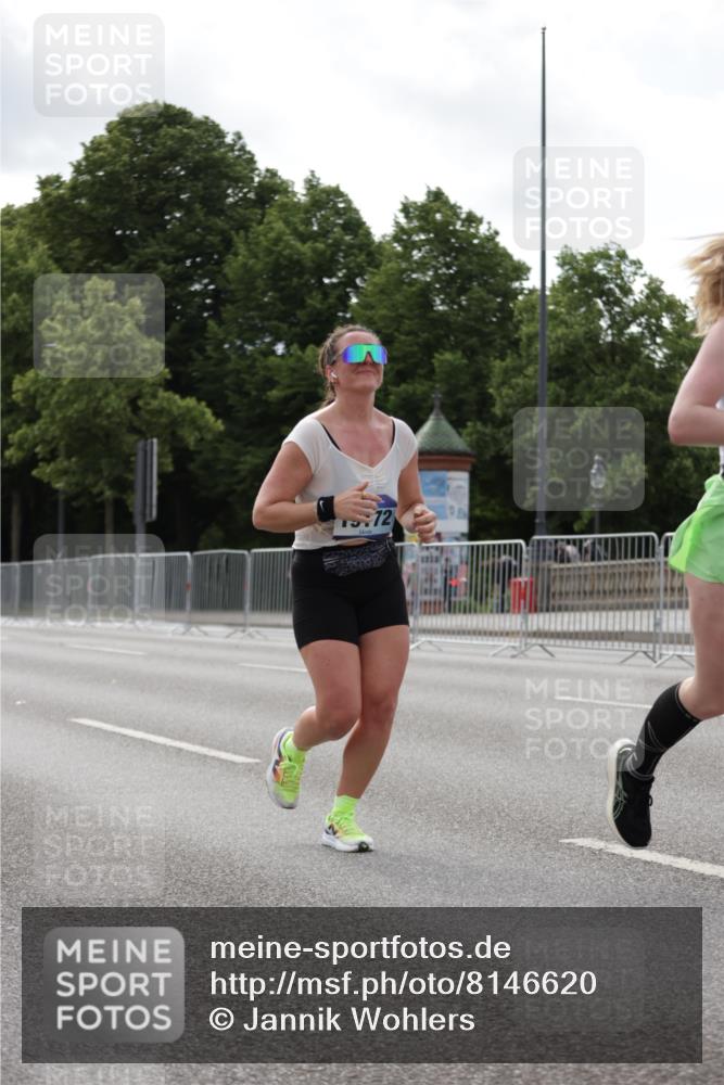 29.06.2025 - hella hamburg halbmarathon Jannik Wohlers http://msf.ph/oto/8146620 29.06.2025 10:11:00 Lombardsbrücke 1723, 1866, 3837, 5254, 8115, 8171, 8206, 8207, 8368, 9119, 10196, 10372, 11149, 11321, 11755, 12286, 13603, 13939, 14008, 14149, 15252, 15797, 15908, 16383, 17787, 18382, 19172, 19241 meine-sportfotos.de