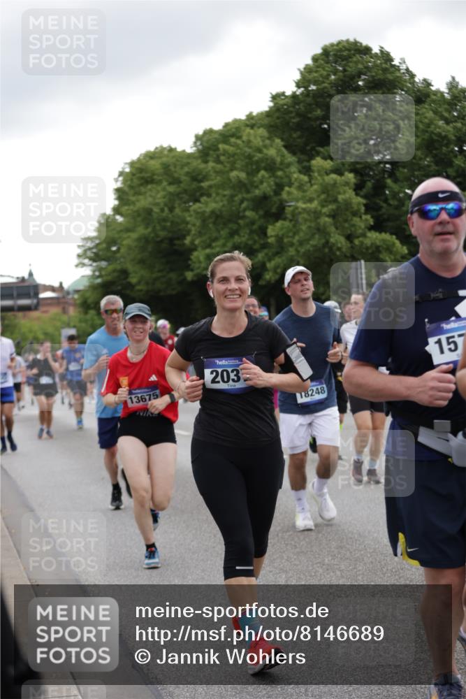 29.06.2025 - hella hamburg halbmarathon Jannik Wohlers http://msf.ph/oto/8146689 29.06.2025 10:47:53 Lombardsbrücke 1157, 1174, 1175, 1645, 2037, 2195, 2418, 2475, 2627, 2650, 2756, 2909, 2958, 3320, 3504, 3679, 3933, 4327, 4588, 5585, 5781, 5952, 6143, 7393, 7394, 7532, 8521, 8948, 9775, 9921, 10145, 11742, 11781, 12022, 12104, 12152, 12192, 12439, 12452, 12932, 13377, 13529, 13559, 13675, 13861, 14050, 15743, 16141, 16368, 16669, 16693, 16935, 16965, 17930, 17957, 18248, 18480 meine-sportfotos.de