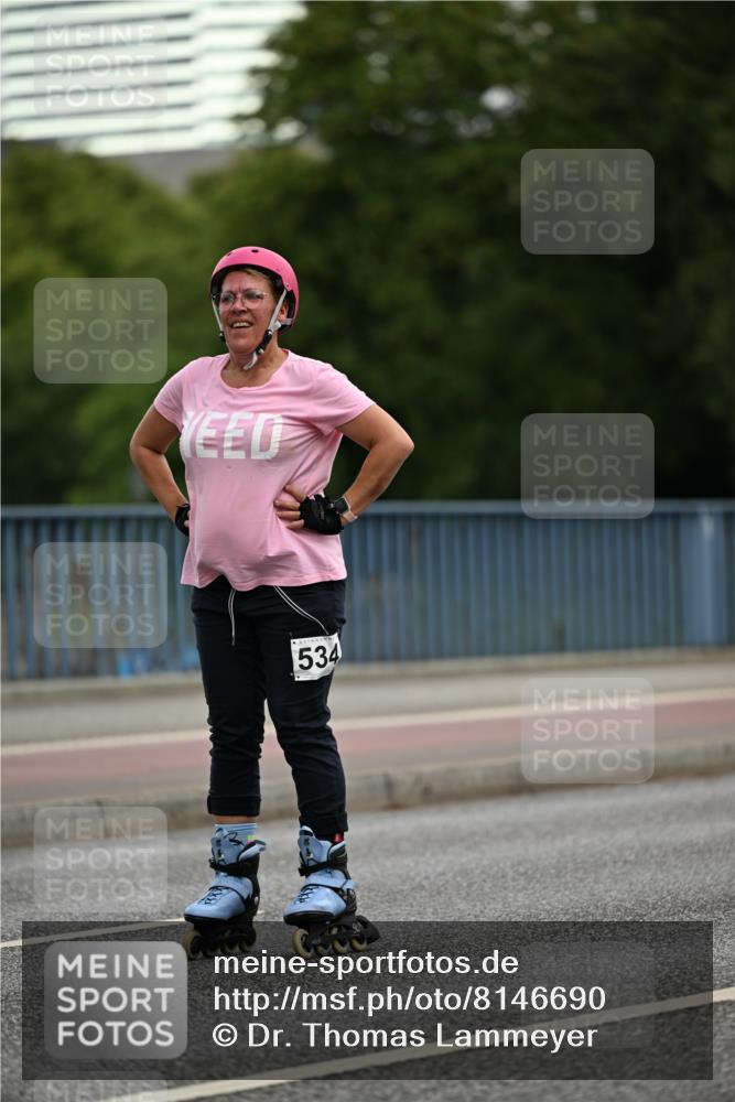 29.06.2025 - hella hamburg halbmarathon Dr. Thomas Lammeyer http://msf.ph/oto/8146690 29.06.2025 09:18:45 Kennedybrücke  meine-sportfotos.de
