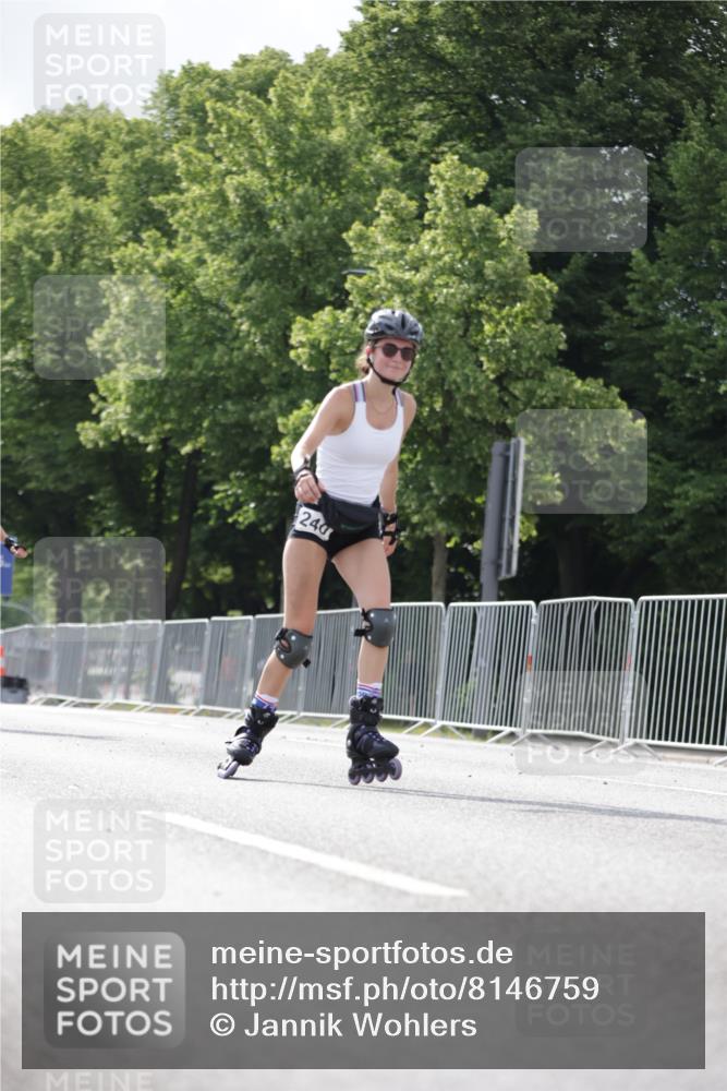 29.06.2025 - hella hamburg halbmarathon Jannik Wohlers http://msf.ph/oto/8146759 29.06.2025 09:09:19 Lombardsbrücke  meine-sportfotos.de