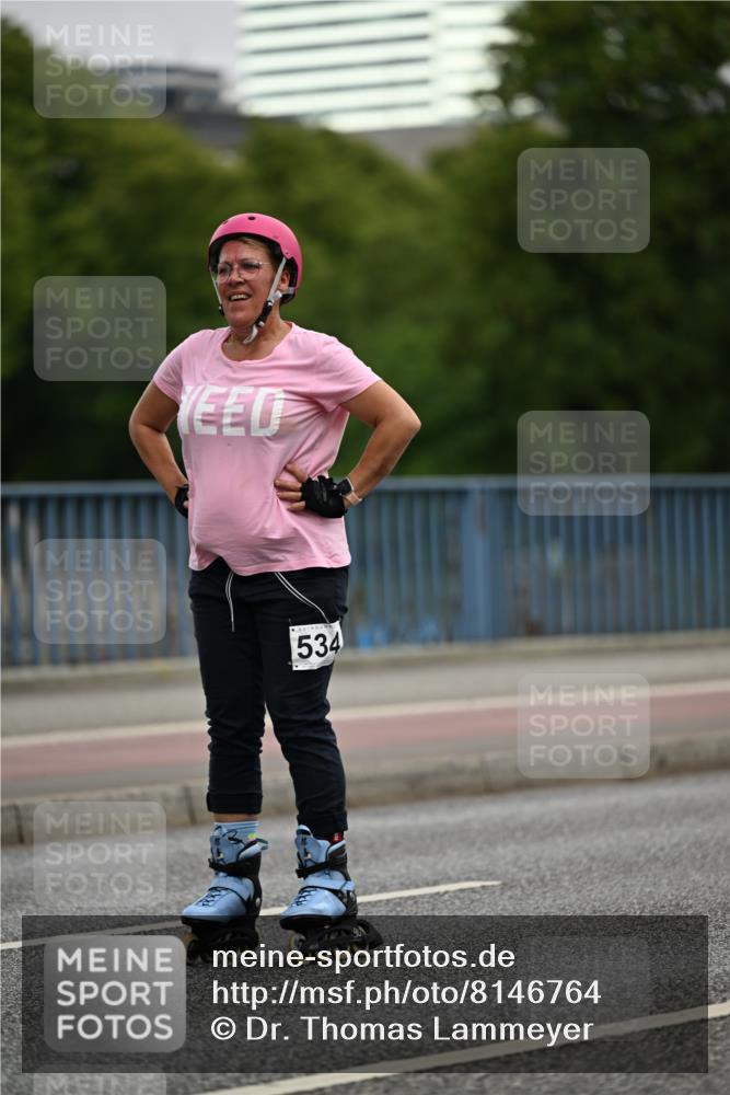 29.06.2025 - hella hamburg halbmarathon Dr. Thomas Lammeyer http://msf.ph/oto/8146764 29.06.2025 09:18:45 Kennedybrücke  meine-sportfotos.de