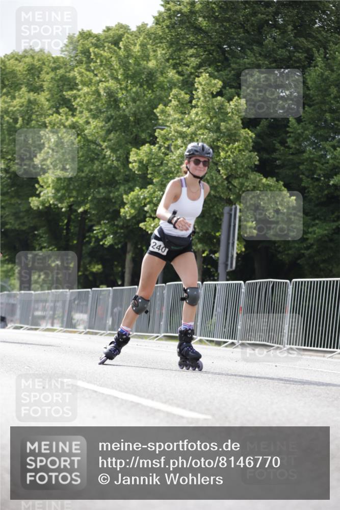 29.06.2025 - hella hamburg halbmarathon Jannik Wohlers http://msf.ph/oto/8146770 29.06.2025 09:09:19 Lombardsbrücke  meine-sportfotos.de
