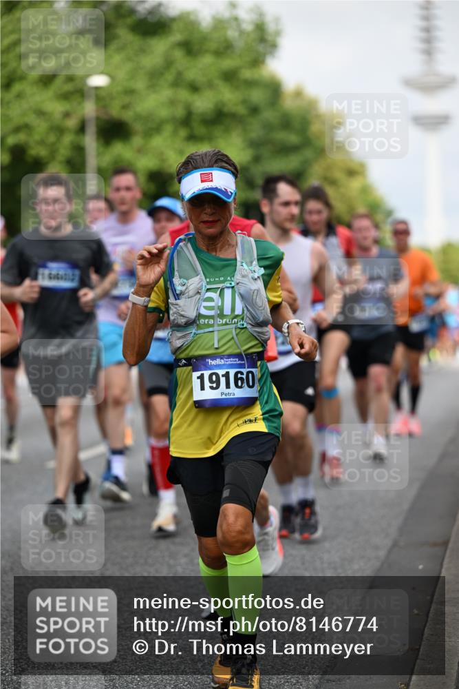 29.06.2025 - hella hamburg halbmarathon Dr. Thomas Lammeyer http://msf.ph/oto/8146774 29.06.2025 10:05:43 Kennedybrücke 1464, 1653, 1722, 1724, 2167, 2490, 2591, 2806, 2957, 3039, 3199, 3663, 3976, 4322, 5547, 5602, 5603, 5675, 6087, 6281, 0000, 6302, 6327, 6438, 6921, 7189, 7223, 7846, 8030, 8191, 8392, 8578, 8632, 8822, 8926, 9230, 10074, 10281, 10301, 10576, 10882, 10915, 11043 meine-sportfotos.de