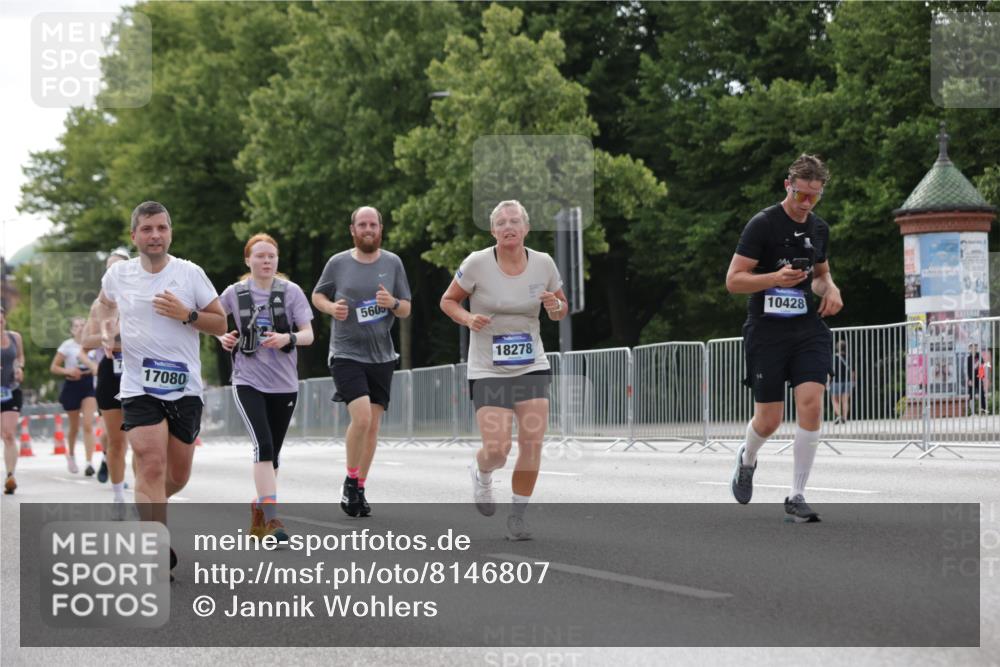 29.06.2025 - hella hamburg halbmarathon Jannik Wohlers http://msf.ph/oto/8146807 29.06.2025 10:11:16 Lombardsbrücke 1328, 1531, 1866, 1992, 3363, 4227, 5605, 7571, 8115, 8807, 8810, 9428, 10428, 11321, 11507, 12473, 13177, 13203, 13939, 14008, 14384, 15945, 17080, 17638, 17866, 18278 meine-sportfotos.de