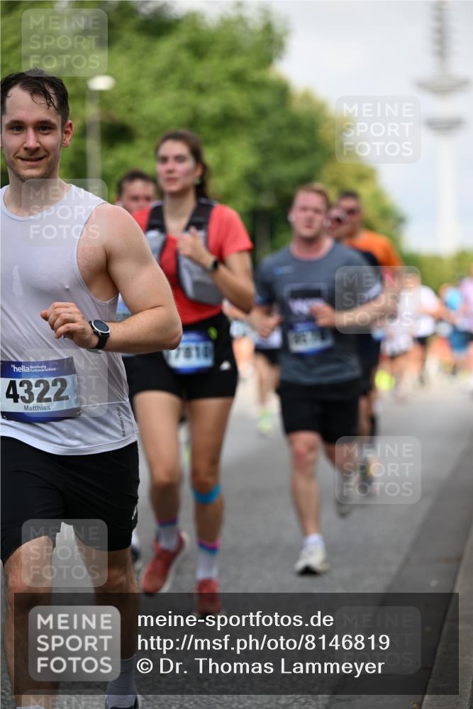 29.06.2025 - hella hamburg halbmarathon Dr. Thomas Lammeyer http://msf.ph/oto/8146819 29.06.2025 10:05:45 Kennedybrücke 1464, 1653, 1722, 1724, 1881, 2167, 2591, 2806, 2957, 3039, 3199, 3663, 3976, 4322, 5547, 5602, 5603, 5675, 6281, 0000, 6302, 6327, 6438, 6921, 7189, 7223, 7846, 8030, 8191, 8392, 8578, 8632, 8822, 8926, 9230, 10074, 10281, 10301, 10882, 10915, 11043 meine-sportfotos.de