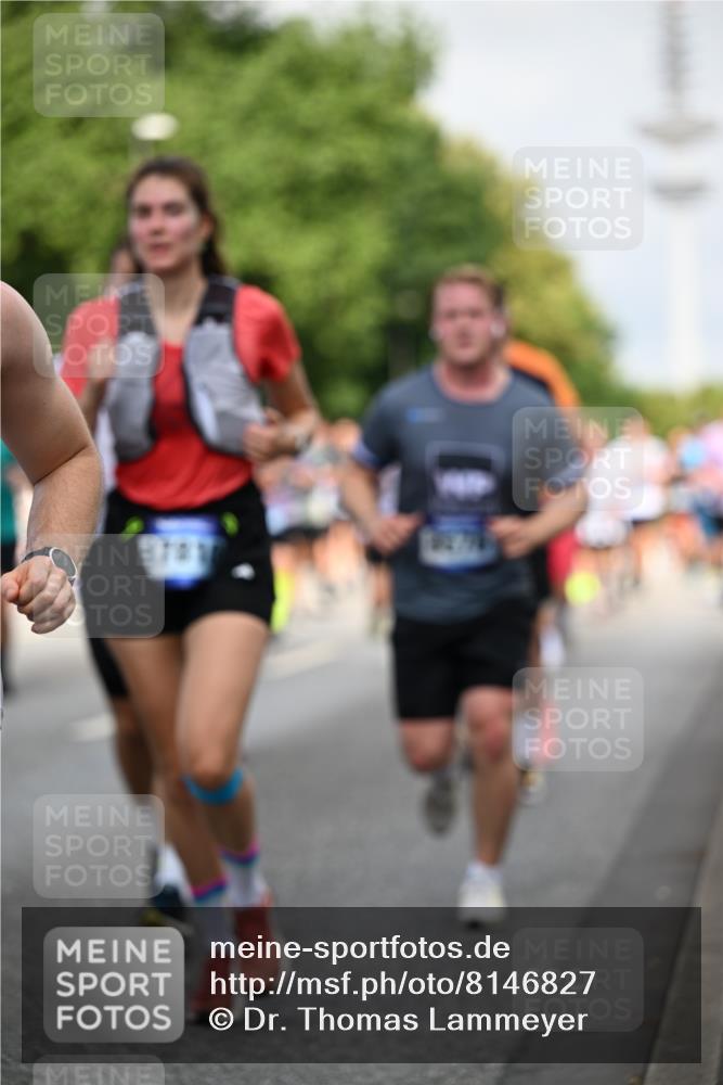 29.06.2025 - hella hamburg halbmarathon Dr. Thomas Lammeyer http://msf.ph/oto/8146827 29.06.2025 10:05:45 Kennedybrücke 1464, 1653, 1722, 1724, 1881, 2167, 2591, 2806, 2957, 3039, 3199, 3663, 3976, 4322, 5547, 5602, 5603, 5675, 6281, 0000, 6302, 6327, 6438, 6921, 7189, 7223, 7846, 8030, 8191, 8392, 8578, 8632, 8822, 8926, 9230, 10074, 10281, 10301, 10882, 10915, 11043 meine-sportfotos.de