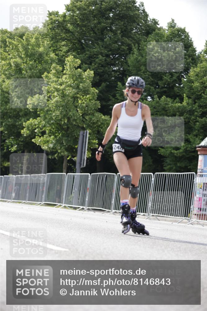 29.06.2025 - hella hamburg halbmarathon Jannik Wohlers http://msf.ph/oto/8146843 29.06.2025 09:09:20 Lombardsbrücke  meine-sportfotos.de