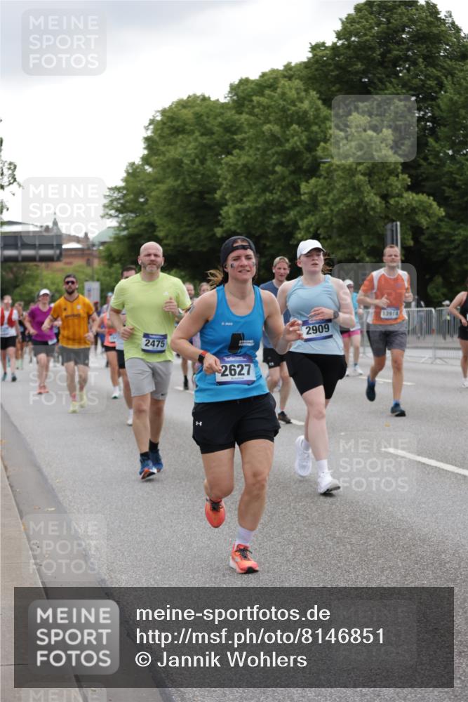 29.06.2025 - hella hamburg halbmarathon Jannik Wohlers http://msf.ph/oto/8146851 29.06.2025 10:48:02 Lombardsbrücke 1142, 1645, 2195, 2475, 2627, 2756, 2909, 3224, 3320, 3504, 3661, 4588, 5585, 5781, 6143, 7532, 8461, 8948, 9775, 9787, 10059, 10145, 12022, 12152, 12192, 12439, 12452, 12932, 13559, 13675, 13814, 13914, 15489, 15593, 15715, 16368, 16498, 16499, 16669, 16693, 16935, 16965, 17631, 17930, 18248, 18967 meine-sportfotos.de