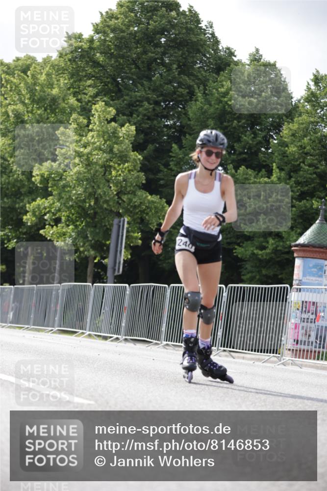 29.06.2025 - hella hamburg halbmarathon Jannik Wohlers http://msf.ph/oto/8146853 29.06.2025 09:09:20 Lombardsbrücke  meine-sportfotos.de