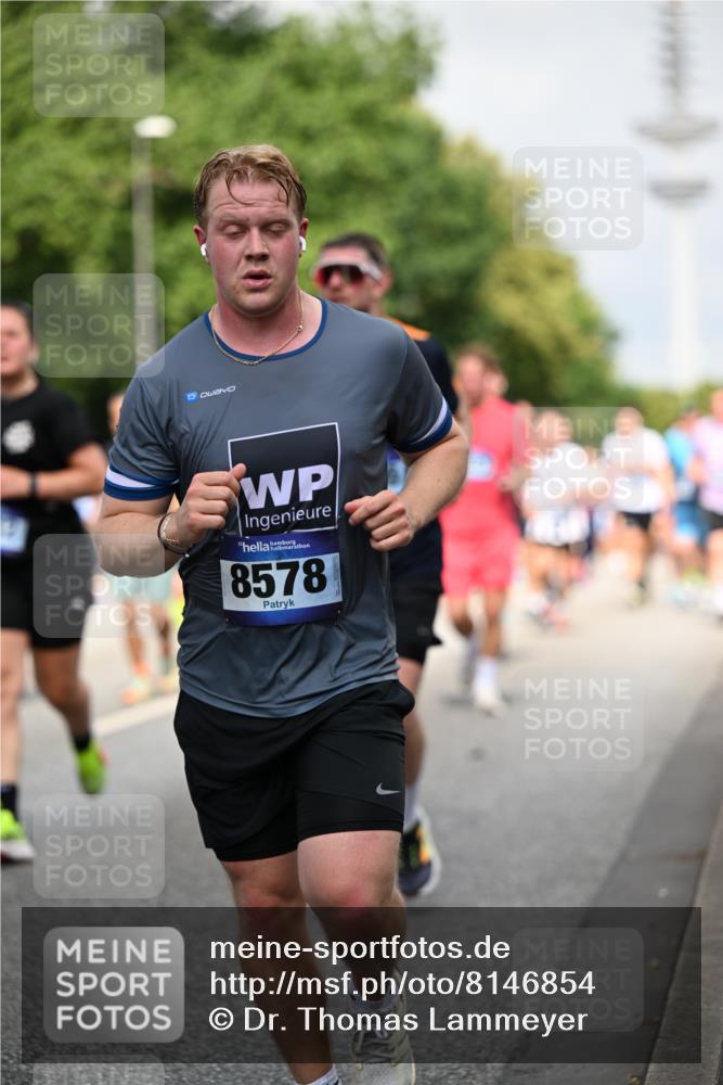 29.06.2025 - hella hamburg halbmarathon Dr. Thomas Lammeyer http://msf.ph/oto/8146854 29.06.2025 10:05:46 Kennedybrücke 1464, 1653, 1722, 1724, 1881, 2167, 2591, 2806, 2957, 3039, 3199, 3663, 3976, 4322, 5547, 5602, 5603, 5675, 6281, 0000, 6302, 6327, 6438, 6921, 7189, 7223, 7846, 8191, 8392, 8578, 8632, 8822, 8926, 9230, 10074, 10281, 10301, 10882, 10915, 11043 meine-sportfotos.de