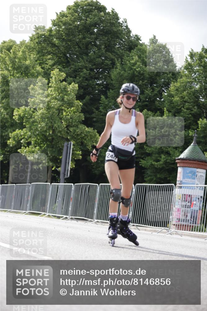 29.06.2025 - hella hamburg halbmarathon Jannik Wohlers http://msf.ph/oto/8146856 29.06.2025 09:09:20 Lombardsbrücke  meine-sportfotos.de